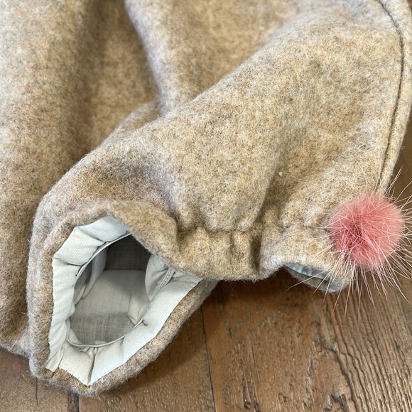 Boutique fuzzy tan pink Pom Pom bloomer shorts nwt 24 months - Picture 2 of 5